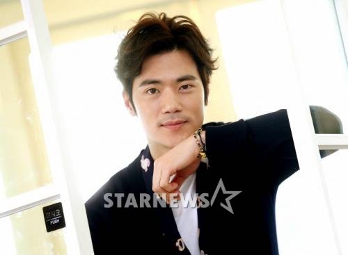 배우 김강우/사진=홍봉진 기자