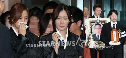 슬픔에 빠진 손태영·손혜임 자매와(왼쪽) 권상우·이루마(오른쪽) / 사진=최부석 기자