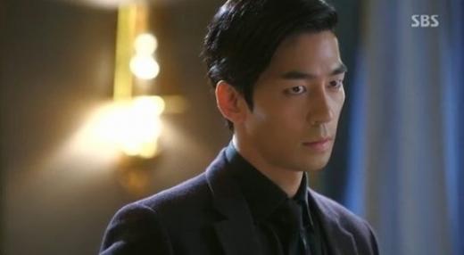 소시오패스 이재경을 연기 중인 신성록 / 사진=SBS '별에서 온 그대' 방송화면
