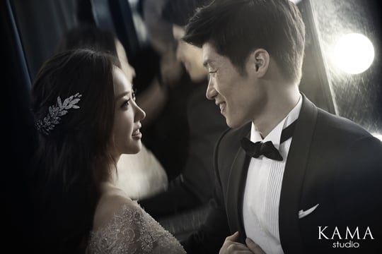 박지성-김민지 커플 웨딩 사진. /사진=카마스튜디오 제공