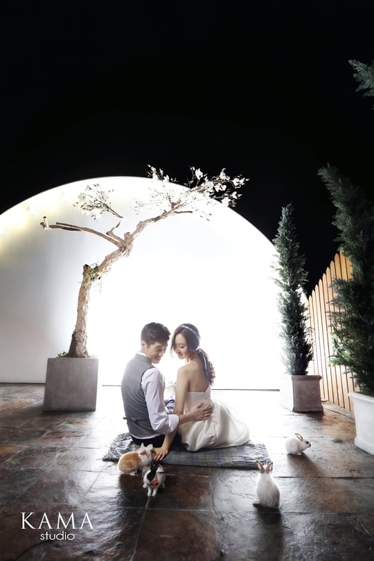 박지성-김민지 커플 웨딩 사진. /사진=카마스튜디오 제공