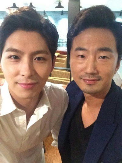 배우 김광민이 KBS 2TV '참 좋은 시절' 마지막 촬영을 마치고 류승수와 찍은 사진 /사진=김광민 SNS