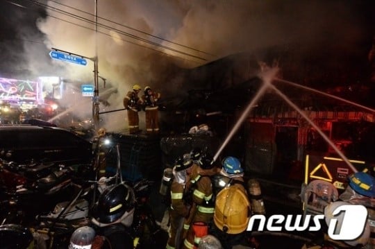 동대문 상가 화재현장. /사진=News1