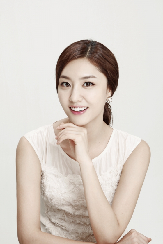 벨포트 '레노', '에쌍시엘' 모델 서지혜 /사진제공=벨포트