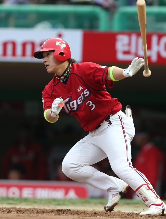 상무로 입대하는 KIA 타이거즈 김선빈 /사진=KIA 타이거즈