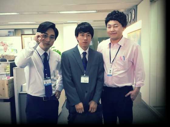 tvN '미생물'의 장수원(가운데). /사진=장수원 트위터