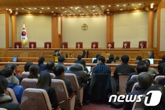 19일 오전 서울 종로구 헌법재판소에서 통합진보당에 대한 정당해산심판이 열렸다. /사진=뉴스1