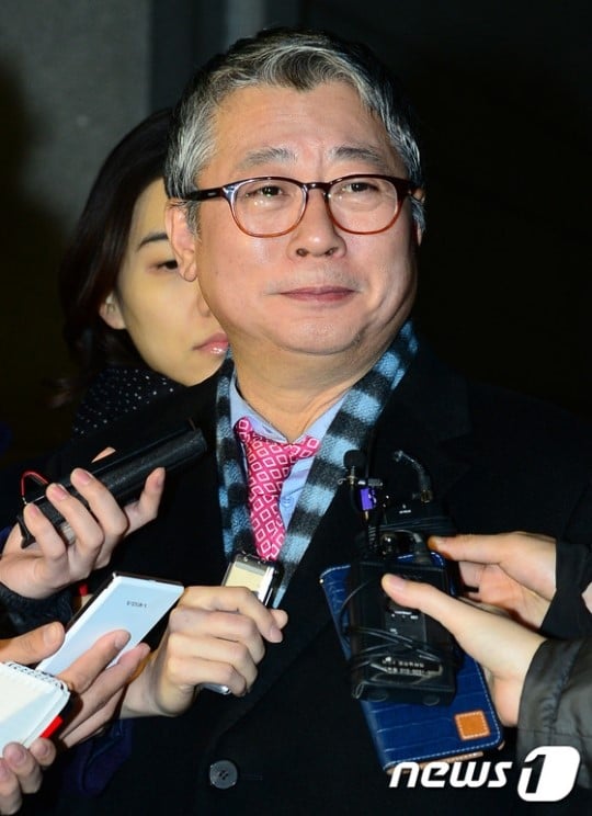 조응천 전 공직기강비서관이 구속영장 청구가 기각된 이후 귀가하고 있다. /사진=뉴스1