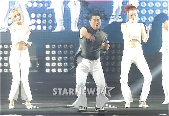 싸이 / 스타뉴스