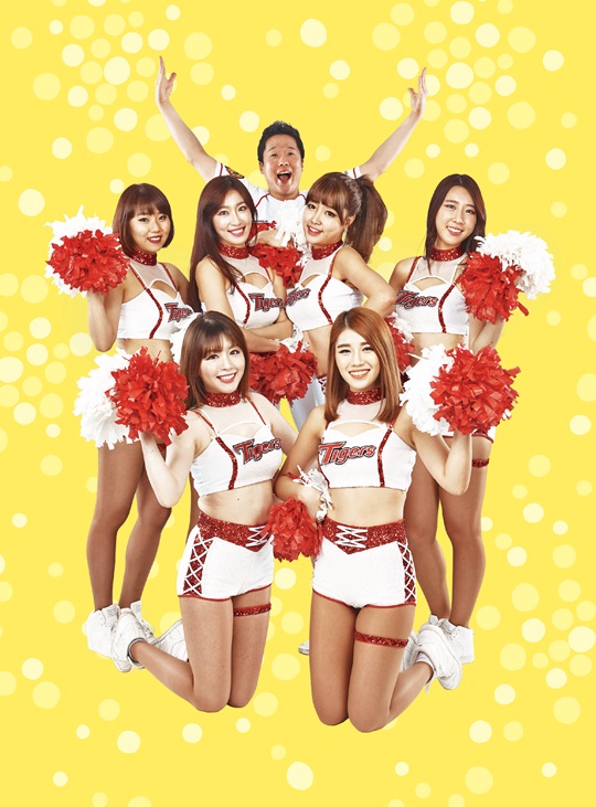 KIA 타이거즈가 2015년 시즌 응원단을 전면 개편했다. /사진=KIA 타이거즈 제공