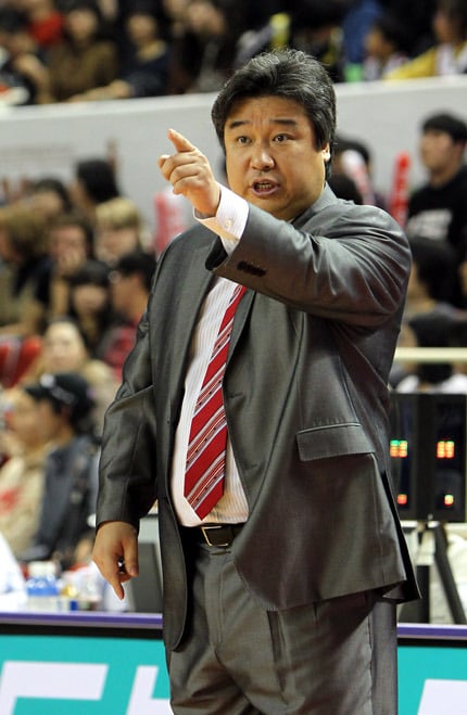 용인 삼성 블루밍스의 감독으로 선임된 임근배 前 울산 모비스 코치. /사진=KBL 제공