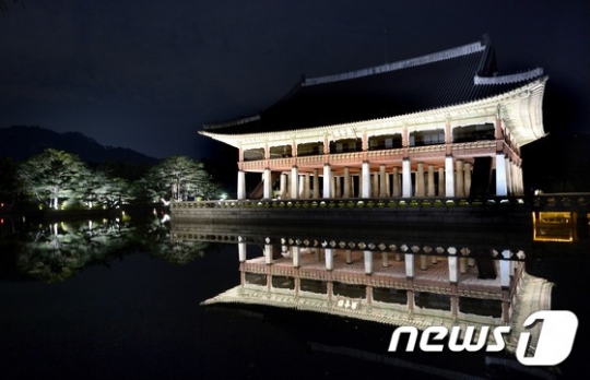 경복궁과 창경궁이 야간개장을 실시한다. /사진=뉴스1