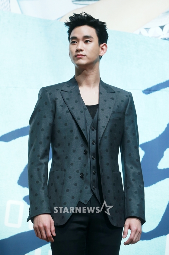 KBS 2TV 금토 예능 드라마 '프로듀사'에 출연하는 배우 김수현/사진=김창현 기자