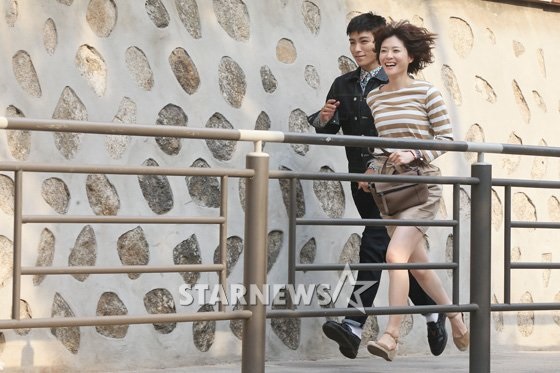 탑과 우에노 주리 /사진=이기범 기자