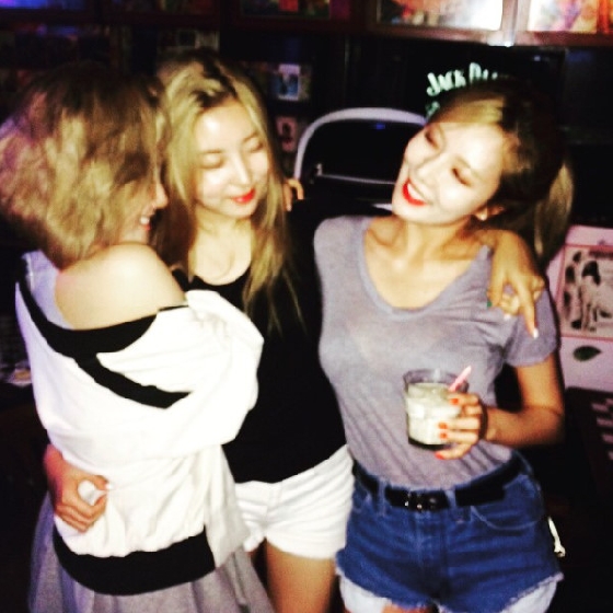 화사, 소현, 현아/사진=현아 인스타그램