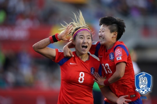 스페인전 동점골의 주인공 조소현(왼쪽). /사진=대한축구협회 제공