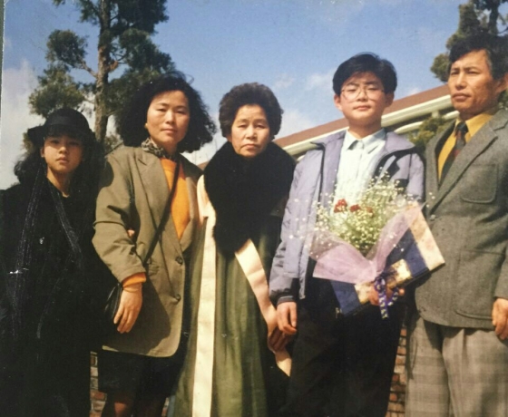 어린시절 한채아(맨 왼쪽) /사진=가족액터스