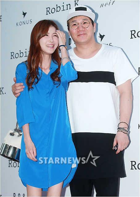 김민지(왼쪽)와 윤민수 부부/사진=스타뉴스