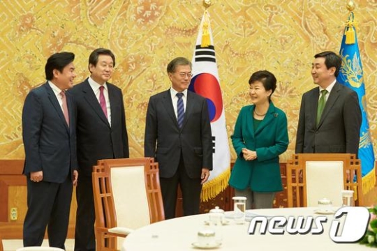 22일 있었던 5자 회동 사진. /사진=뉴스1(청와대 제공)