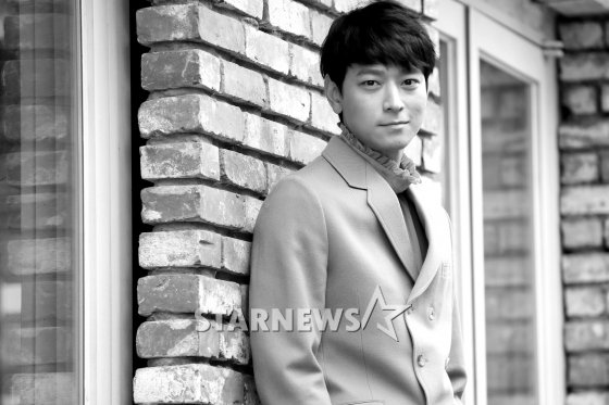 영화 '검은사제들' 강동원 / 사진=임성균 기자