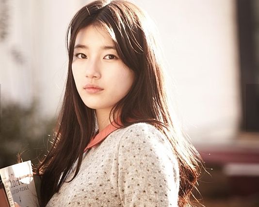 수지가 출연한 영화 '건축학개론'의 한 장면 /사진제공=명필름