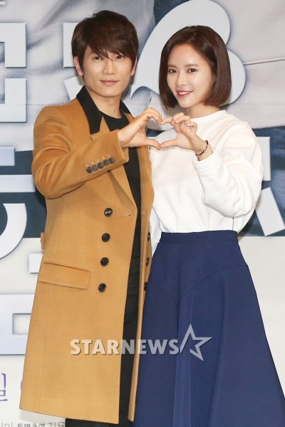 지성(왼)과 황정음/사진=스타뉴스 이기범 기자