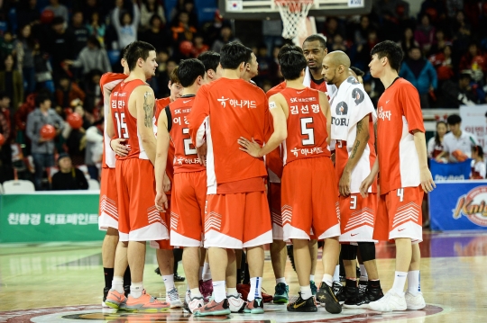 서울 SK 나이츠가 '2015년 찾아가는 농구교실'의 마지막 클리닉을 실시한다. /사진=KBL 제공