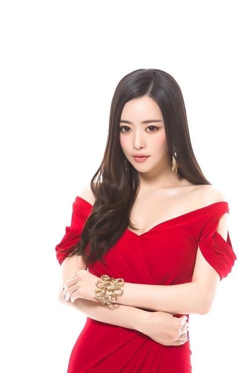 홍수아