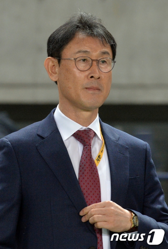 윤덕여 여자 축구 국가대표팀 감독. /사진=뉴스1