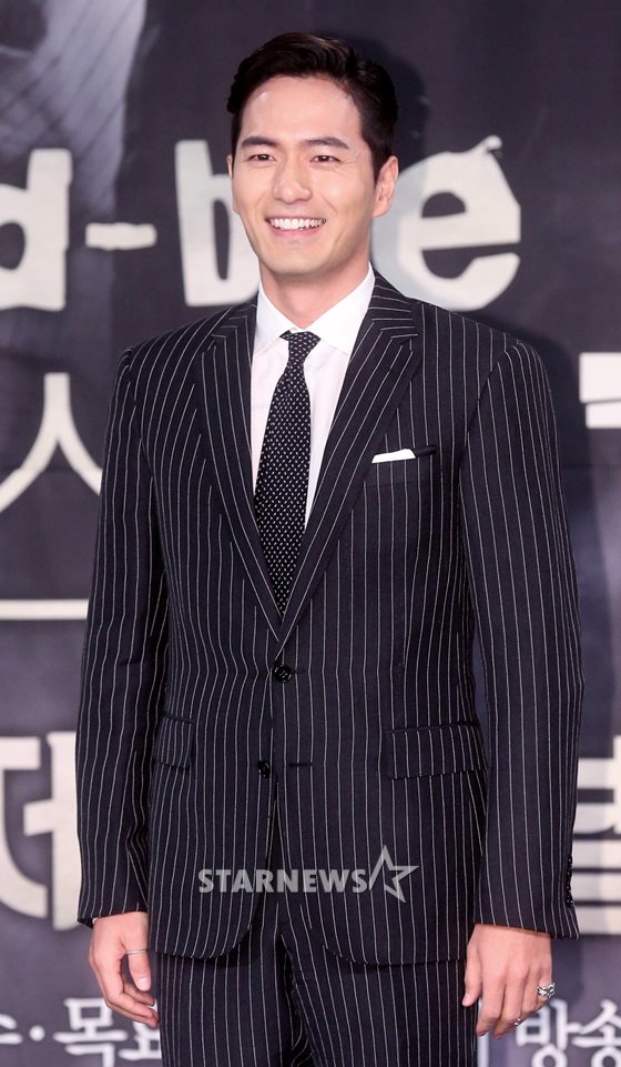 배우 이진욱/사진=홍봉진 기자