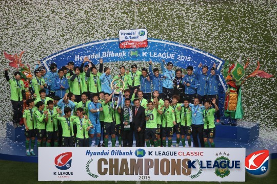 최근 2년 연속 K리그 정상에 우뚝 선 전북 현대. /사진=한국프로축구연맹 제공