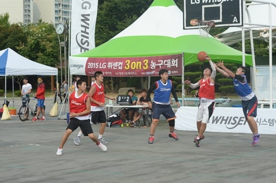 지난해 열린 LG 휘센컵 3on3 농구대회 장면. /사진=창원 LG 세이커스 제공