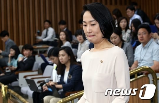 중앙선거관리위원회가 20대 총선 최연소 당선자인 김수민(30) 국민의당 의원을 정치자금법 위반 혐의로 검찰에 고발했다. /사진=뉴스1