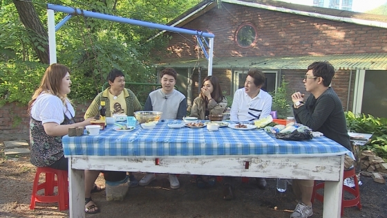 김반장(좌측에서 두번째)/사진=MBC