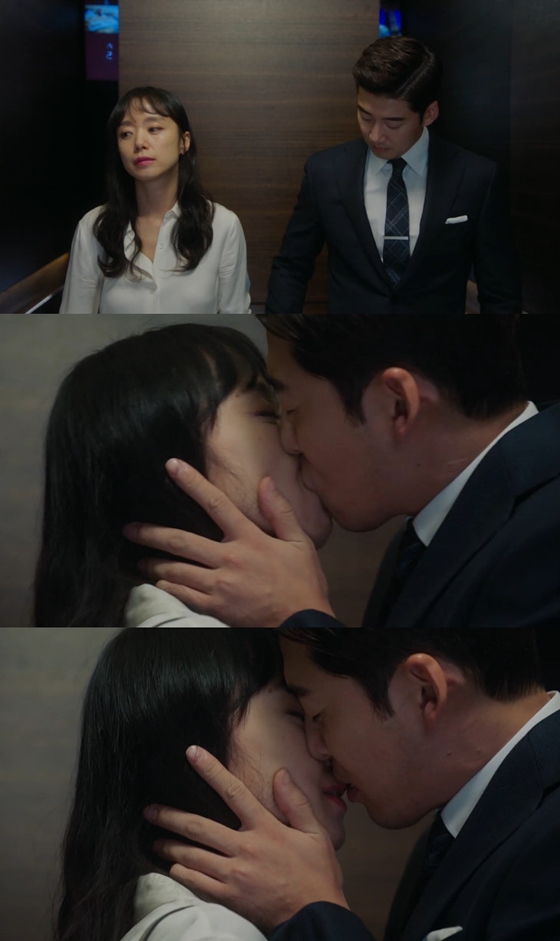 /사진=tvN 금토드라마 '굿와이프' 방송화면 캡처