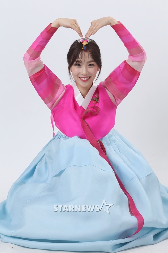 배우 장희령/사진=임성균 기자. 한복협찬 박술녀한복