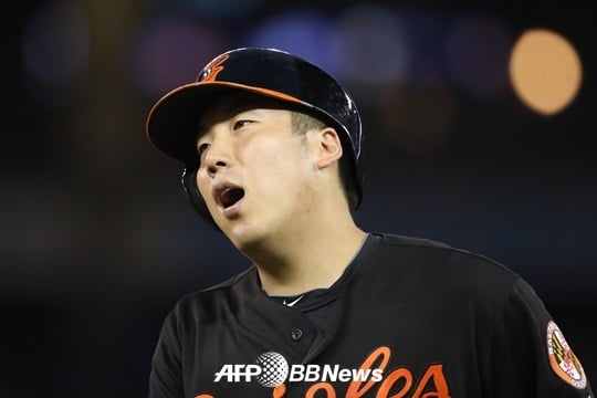 데뷔 첫 포스트시즌 무대를 무안타로 마친 김현수. /AFPBBNews=뉴스1