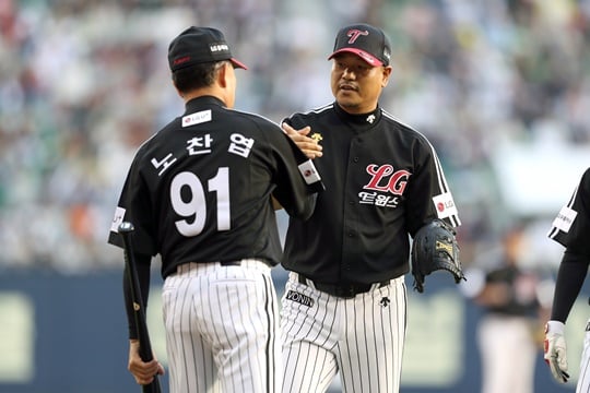 LG 이상훈, 노찬엽 코치. /사진=LG트윈스 제공