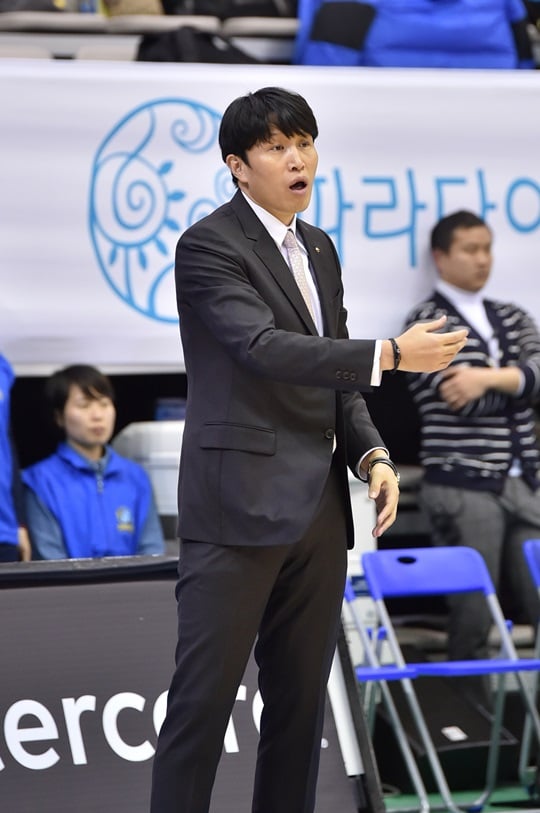 우리은행 위성우 감독. /사진=WKBL 제공