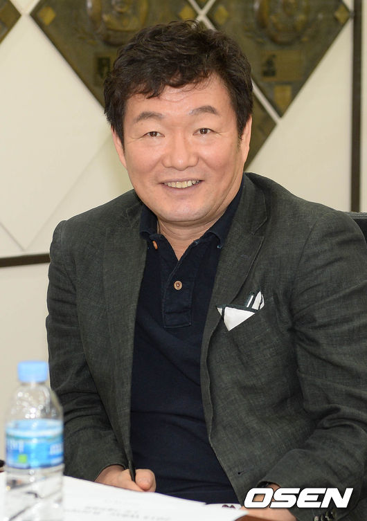 이순철.