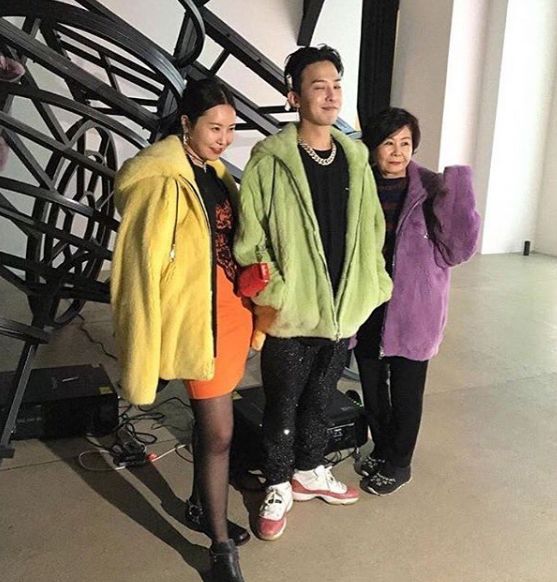 지드래곤과 어머니, 누나 /사진=지드래곤 SNS