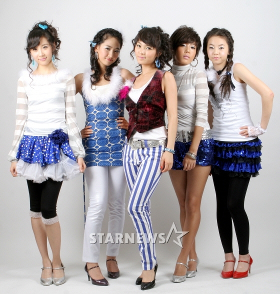 2007년 원더걸스 2집 '텔미' 활동 당시 원더걸스. 왼쪽부터 선미, 예은, 선예, 유빈, 소희 /사진=스타뉴스
