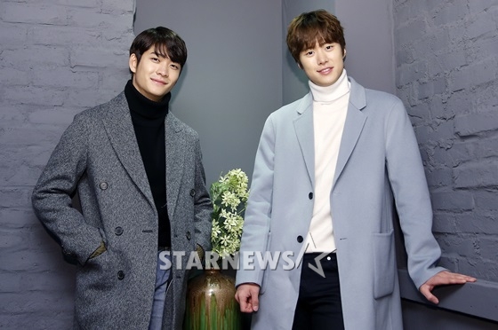 강태오(왼쪽)와 공명 /사진=김휘선 기자
