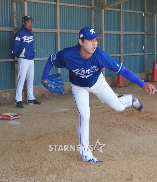 WBC 대표팀 좌완 차우찬. 불펜피칭 100구를 소화했다. /사진=김동영 기자