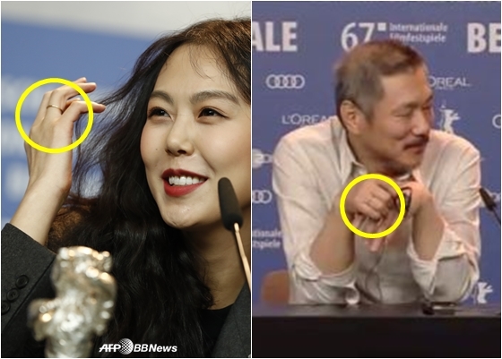 18일(현지시간) 제67회 베를린국제영화제 폐막식 및 시상식에 참석한 김민희와 홍상수 감독 /AFPBBNews=뉴스1