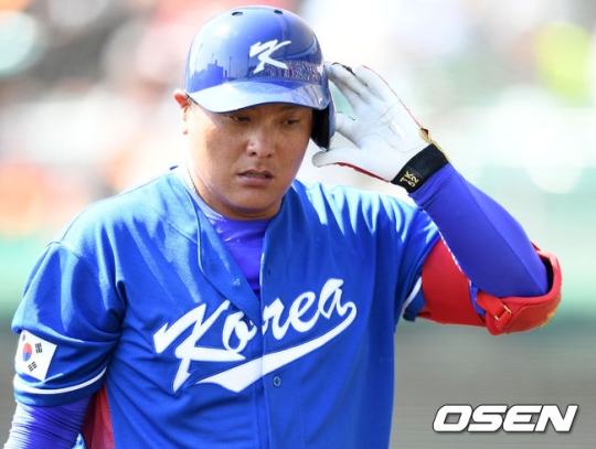 3타수 무안타 2삼진을 기록하며 체면을 구긴 김태균.