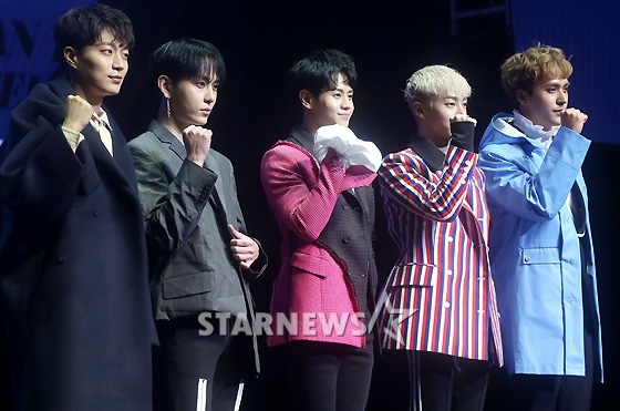 하이라이트 멤버 윤두준, 용준형, 양요섭, 이기광, 손동운 /사진=홍봉진 기자