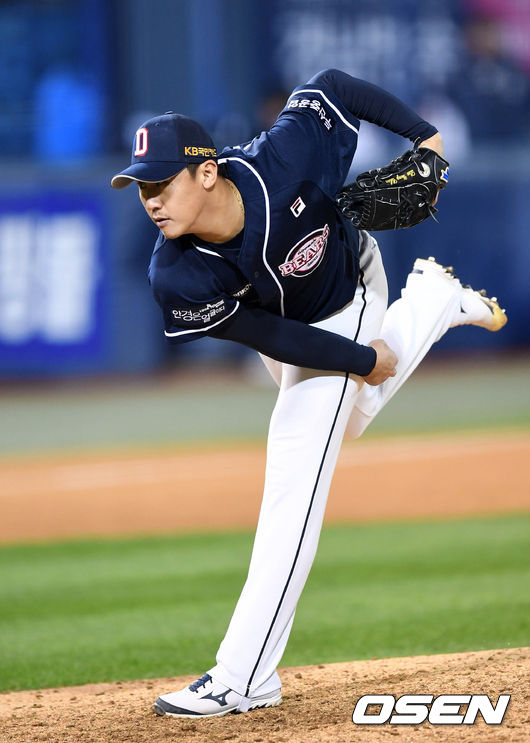 이용찬.
