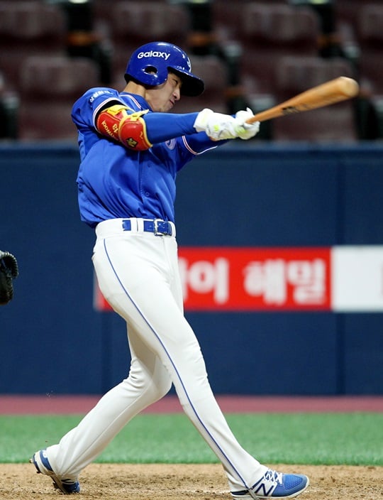 9회초 결승 적시타를 터뜨린 강한울. /사진=삼성 라이온즈 제공