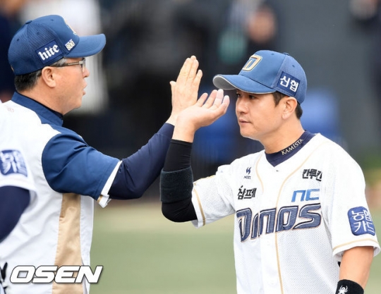 NC 손시헌.